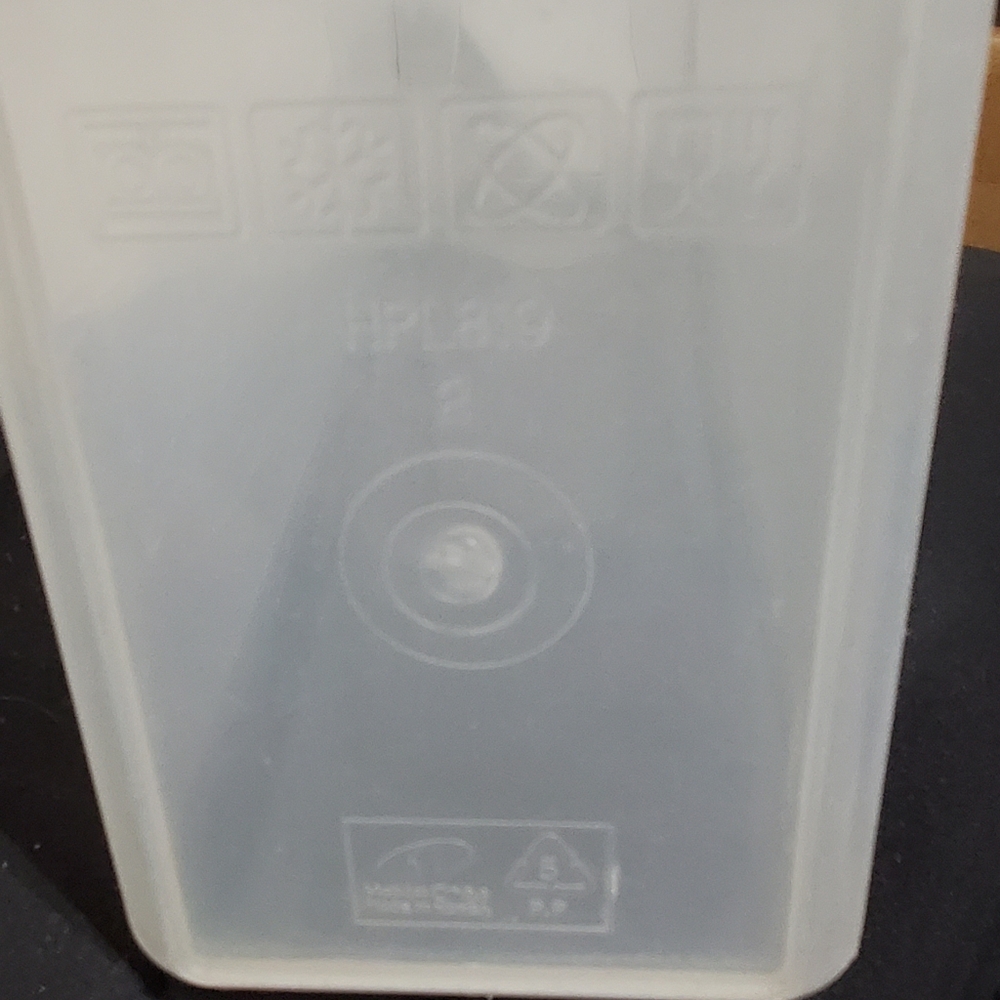Lock & Lock Storage Container - Picture 2 of 6
